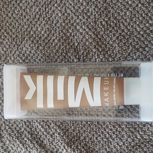 milk makeup blur liquid foundation